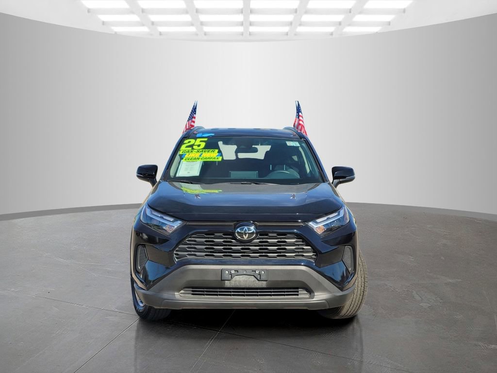 Used 2025 Toyota RAV4 XLE image 2
