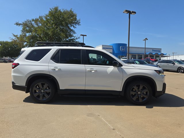 New 2026 Honda Pilot Sport image 4