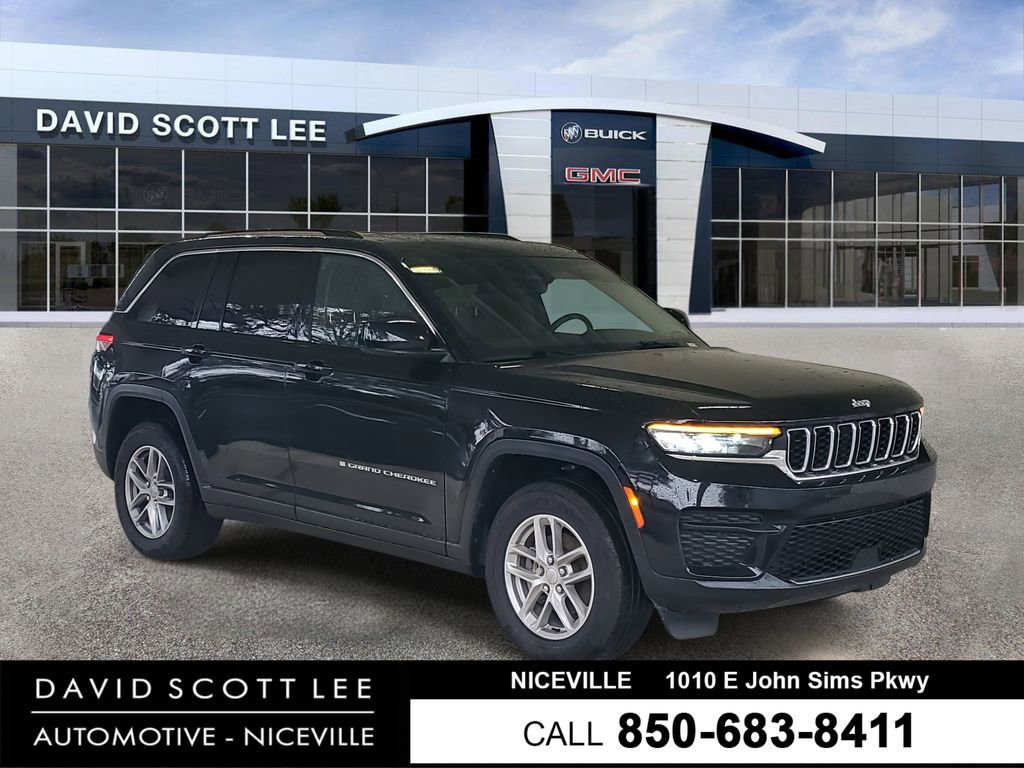 Used 2023 Jeep Grand Cherokee Laredo w/ Luxury Tech Group I image 1