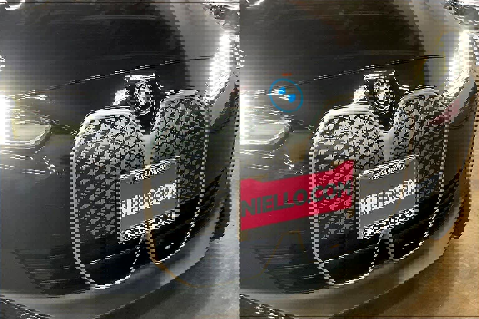 Used 2025 BMW i4 eDrive40 w/ M Sport Package image 33