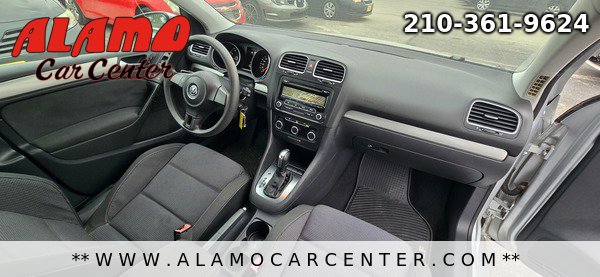 Used 2013 Volkswagen Golf 4-Door FWD image 14