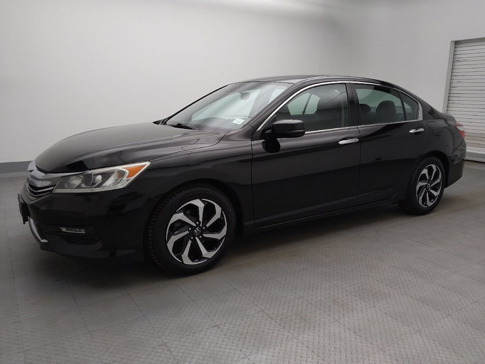Used 2016 Honda Accord EX image 2