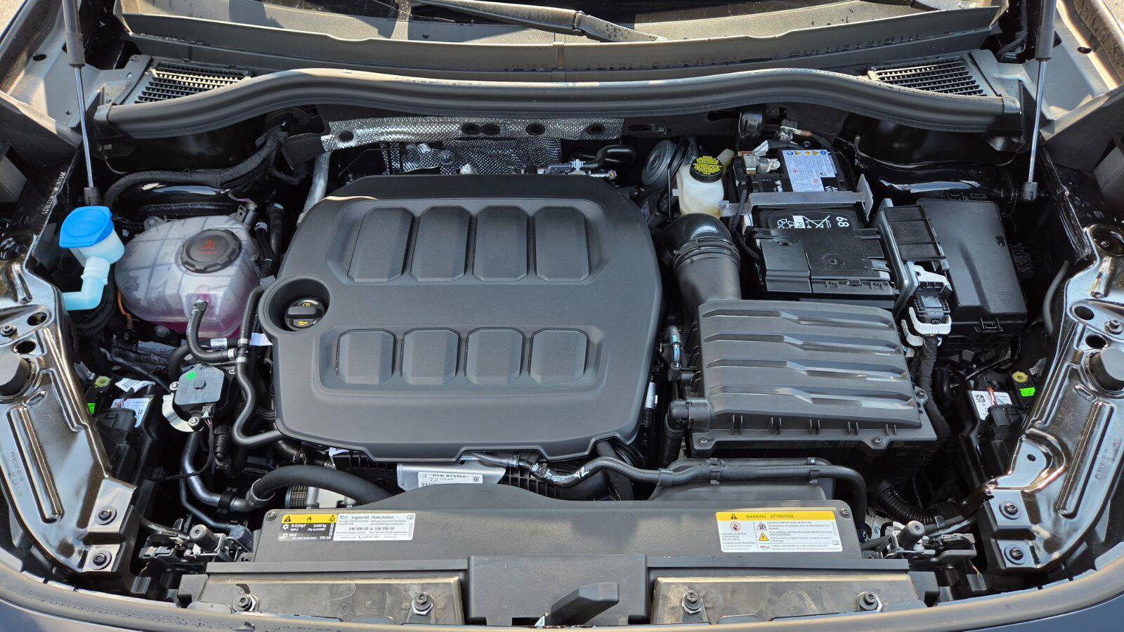 New 2026 Volkswagen Tiguan SEL R-Line AWD/4WD image 68