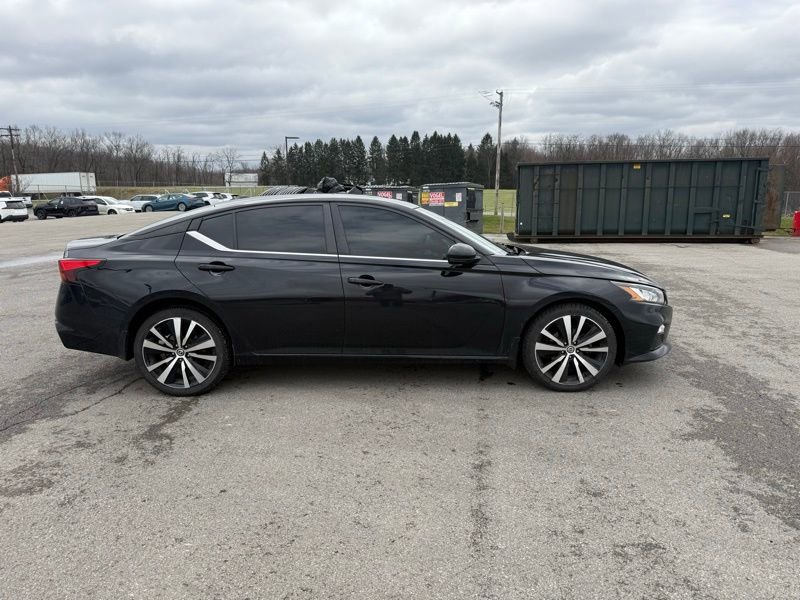 Used 2020 Nissan Altima 2.5 SR w/ Premium Package image 5