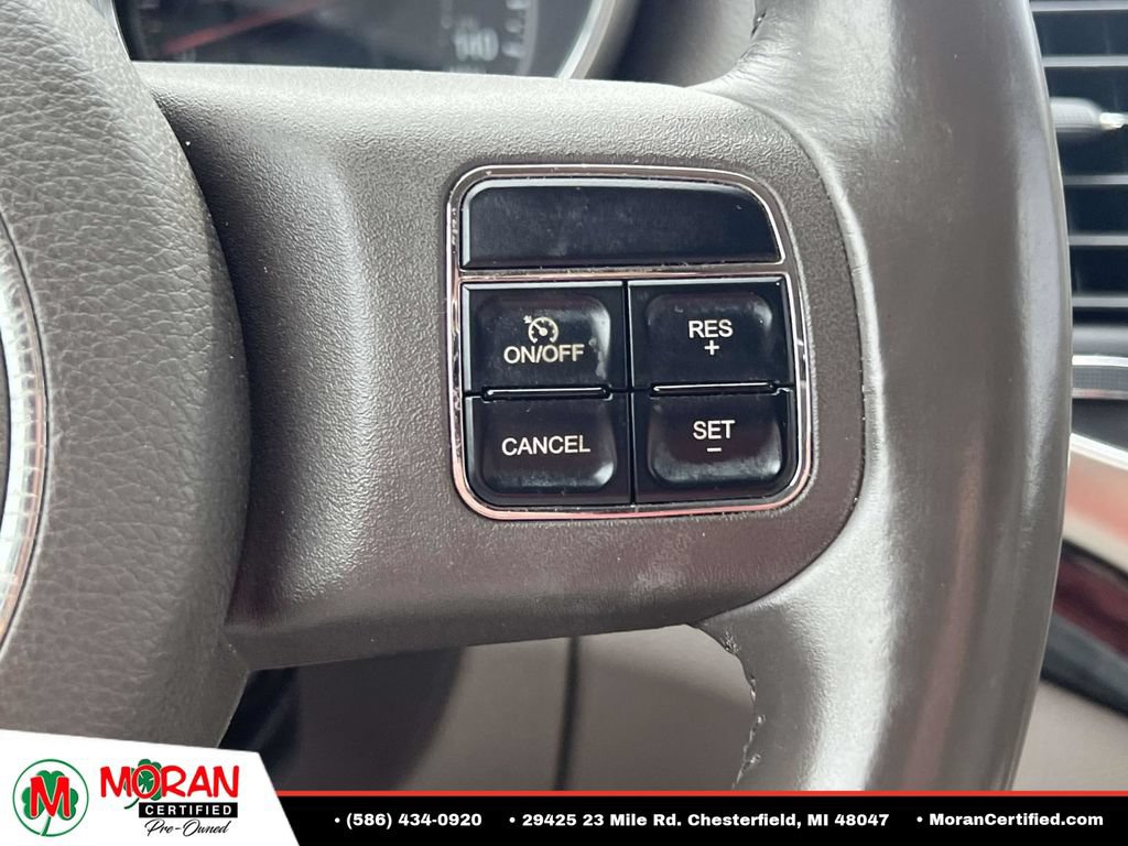 Used 2011 Jeep Grand Cherokee Laredo AWD/4WD image 22