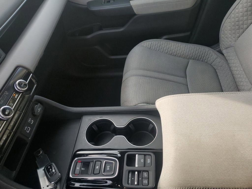 Certified 2024 Honda Pilot LX image 22