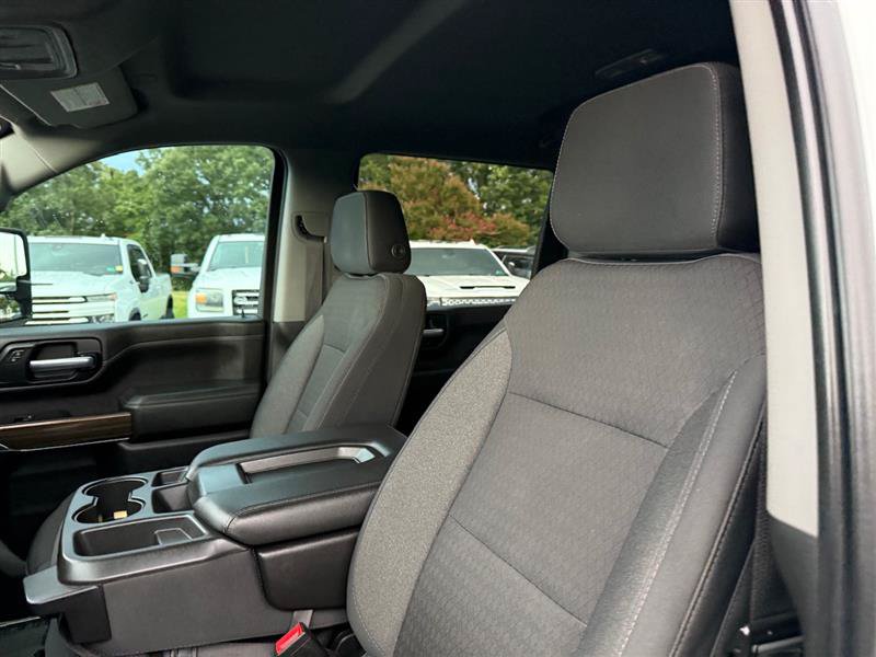 Used 2020 Chevrolet Silverado 2500 LT w/ Convenience Package AWD/4WD image 28