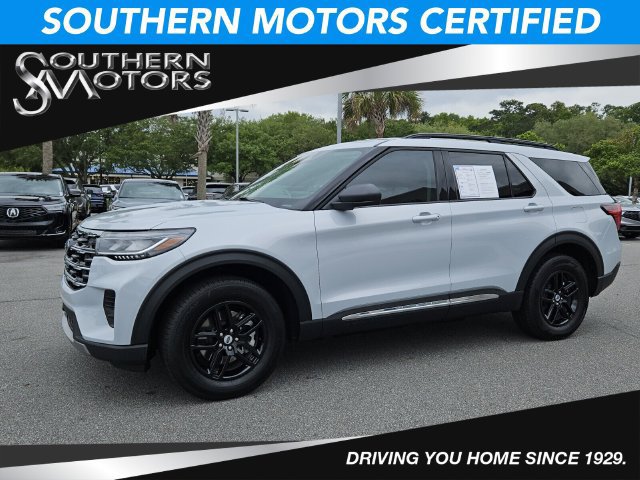 Used 2025 Ford Explorer Active