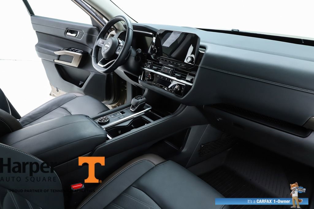 Used 2024 Nissan Pathfinder Platinum image 73