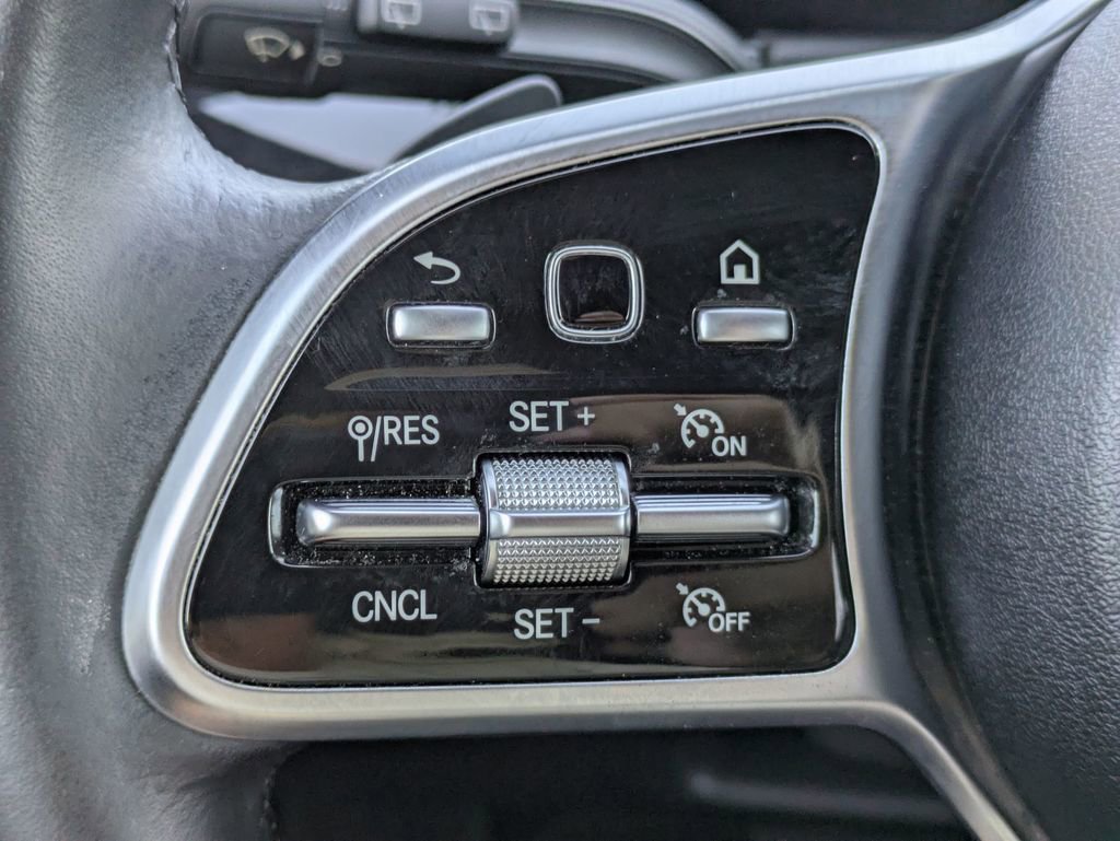 Used 2021 Mercedes-Benz GLA 250 w/ Premium Package image 20