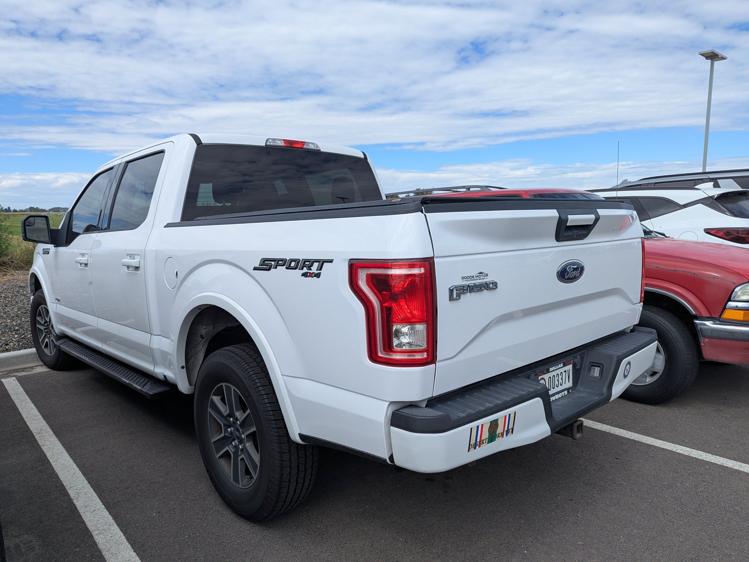 Used 2015 Ford F150 XLT w/ Equipment Group 301A Mid AWD/4WD image 6