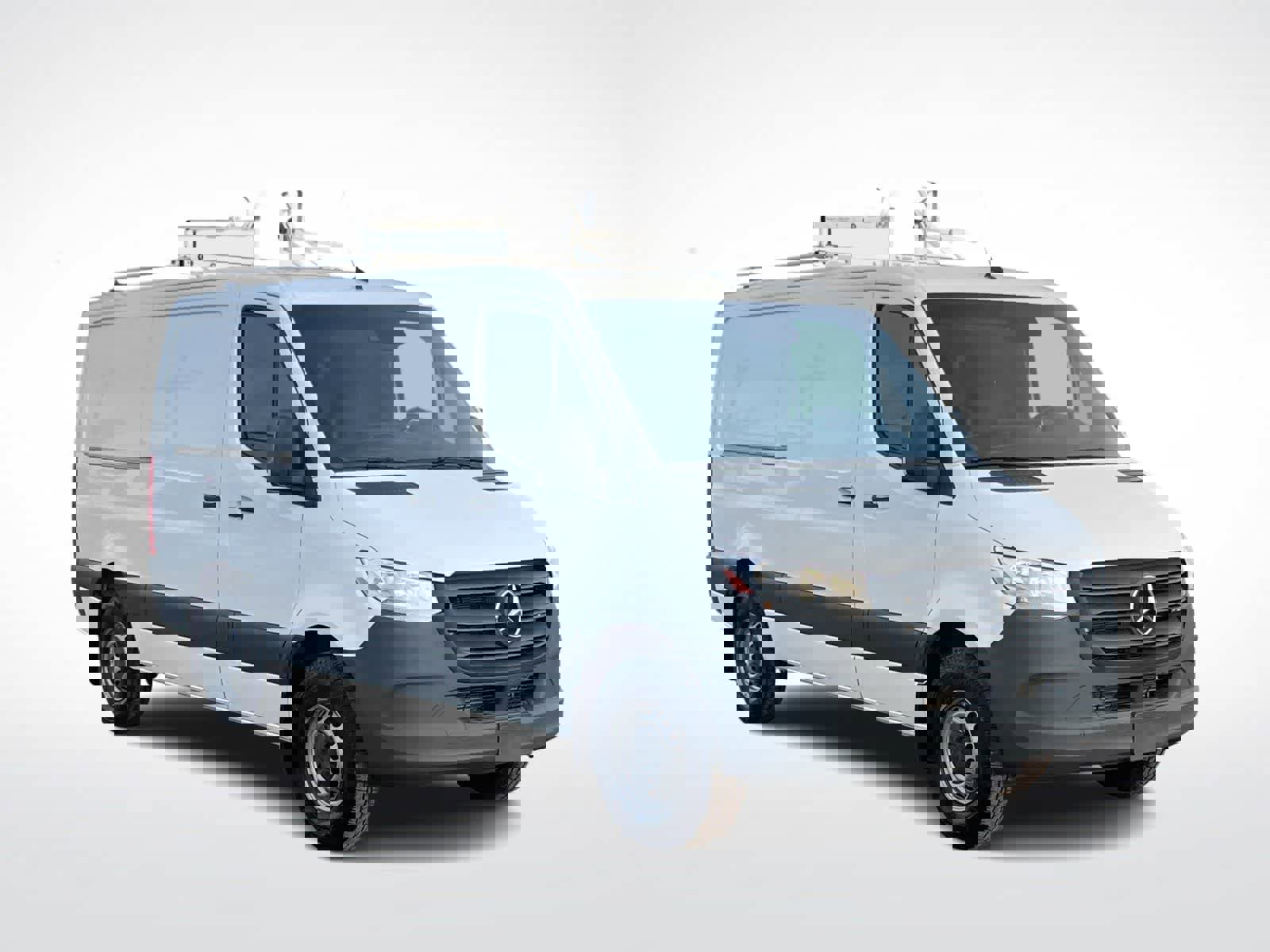 Used 2023 Mercedes-Benz Sprinter 2500 image 2