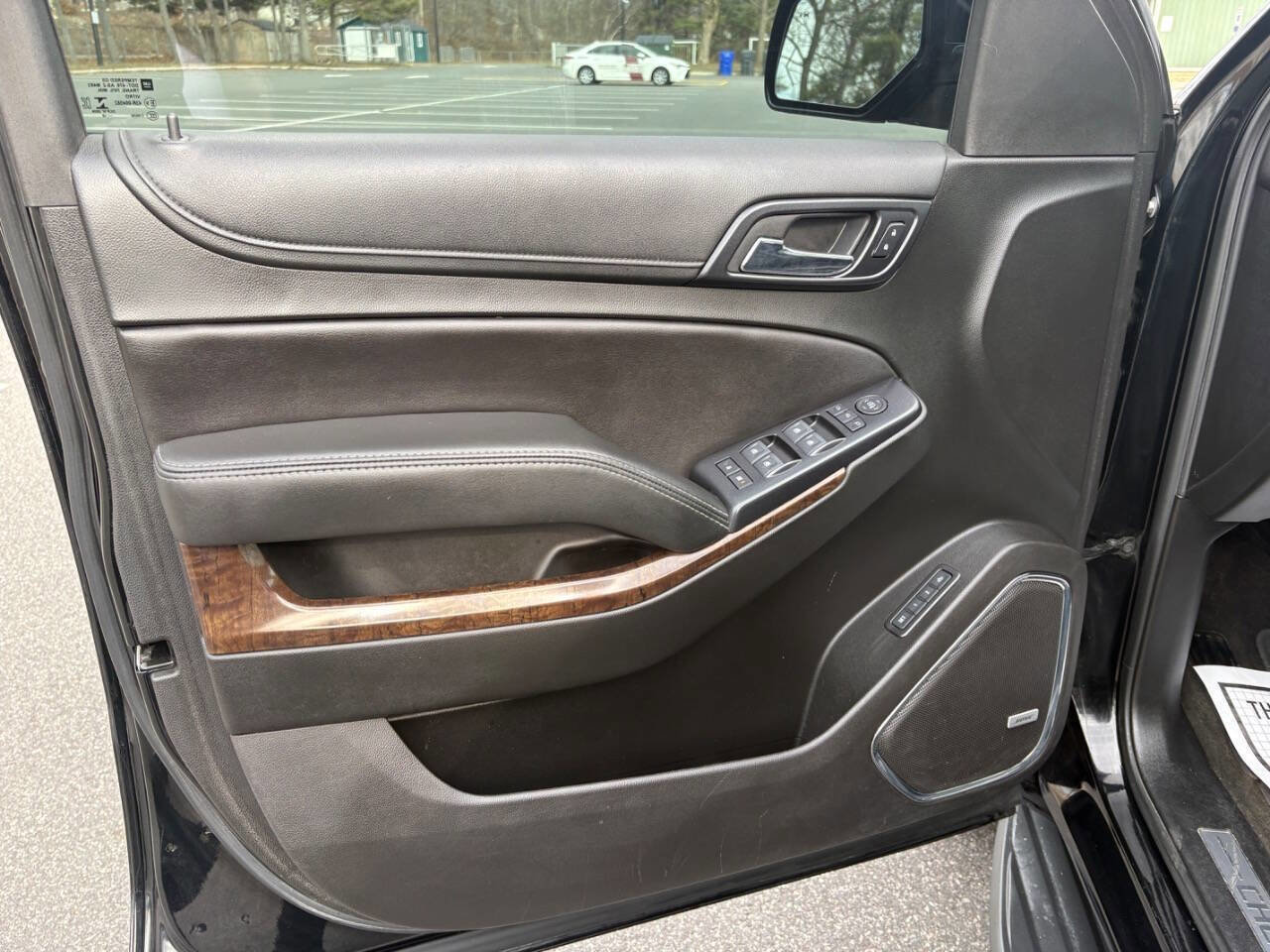 Used 2018 Chevrolet Tahoe LT image 25
