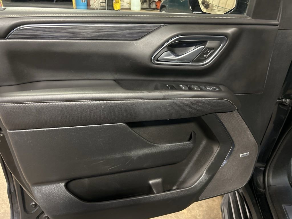 Used 2024 GMC Yukon SLT image 16