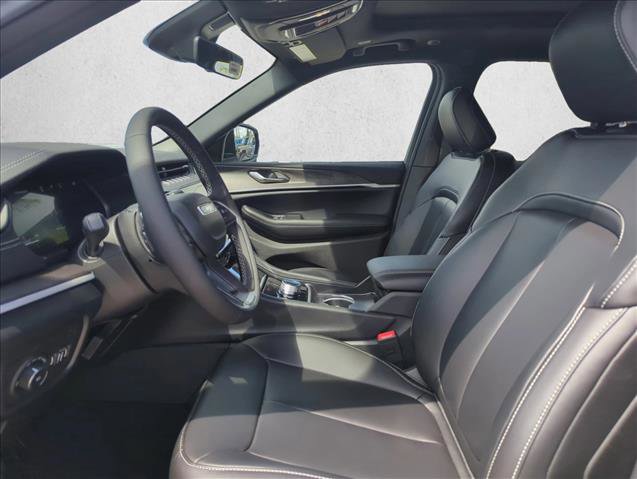 New 2026 Jeep Grand Cherokee Limited RWD image 3