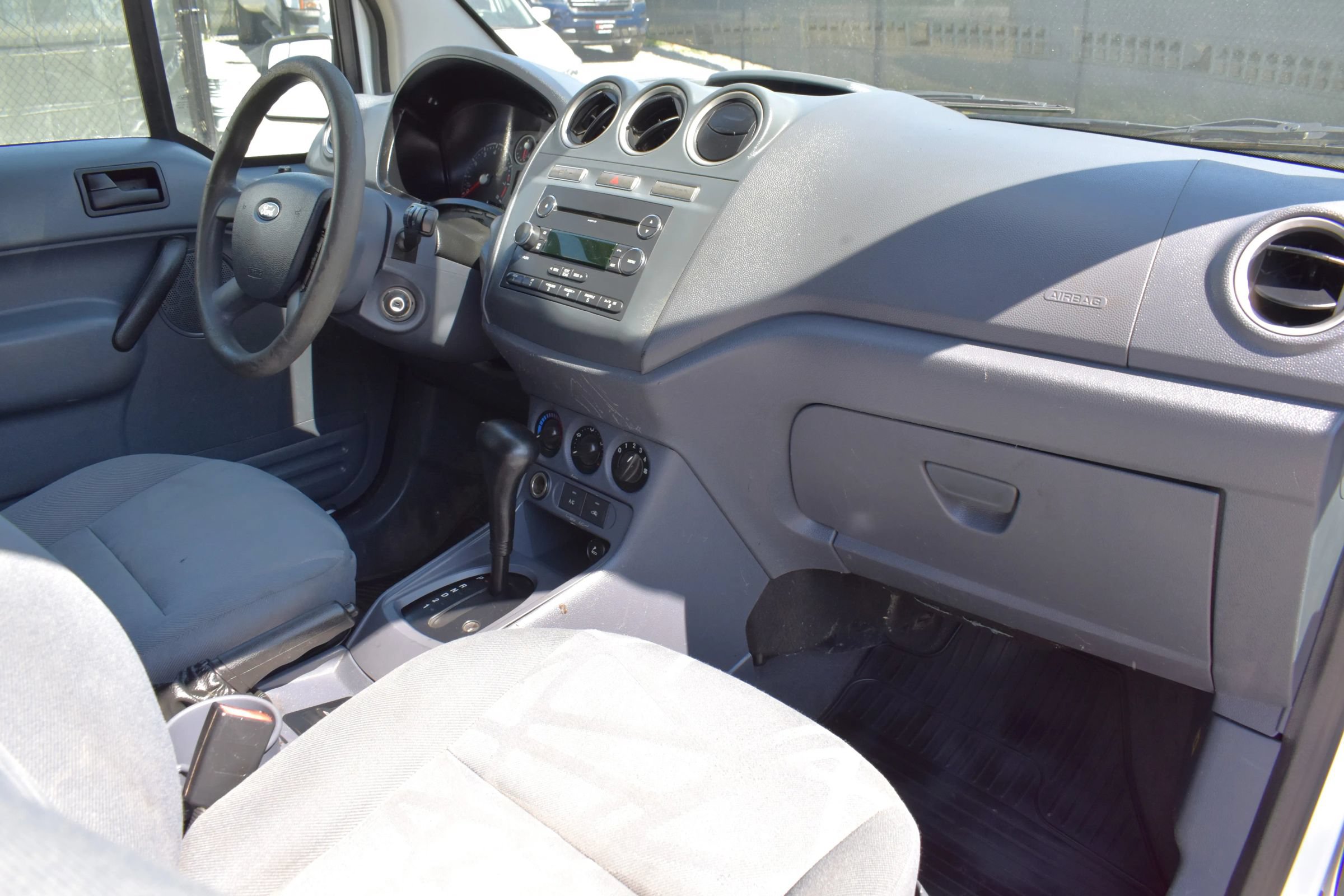 Used 2013 Ford Transit Connect XLT FWD image 12