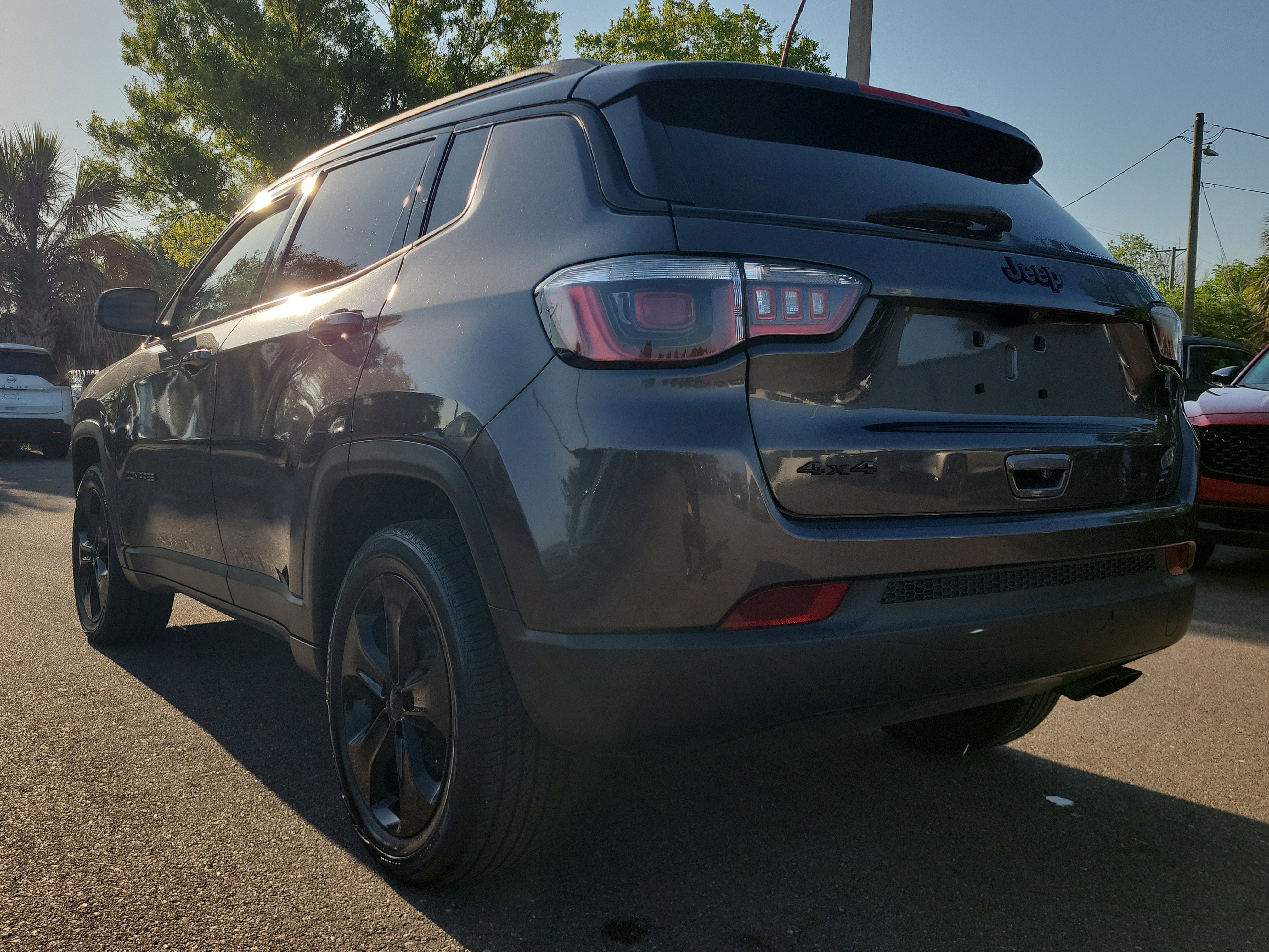 Used 2019 Jeep Compass Altitude image 4