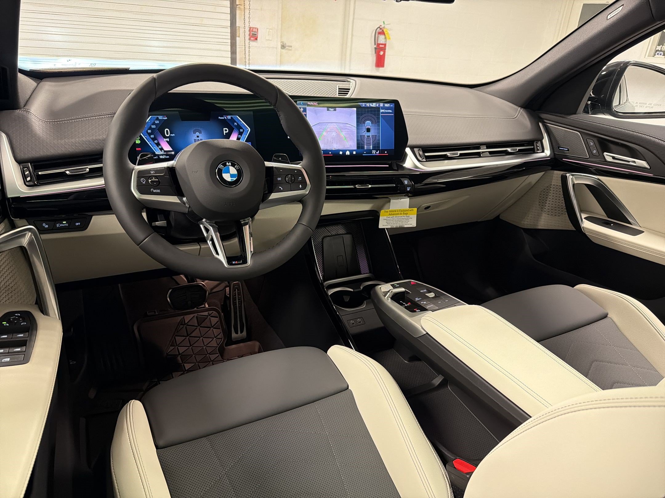 Used 2026 BMW X2 xDrive28i w/ M Sport Package AWD/4WD image 28