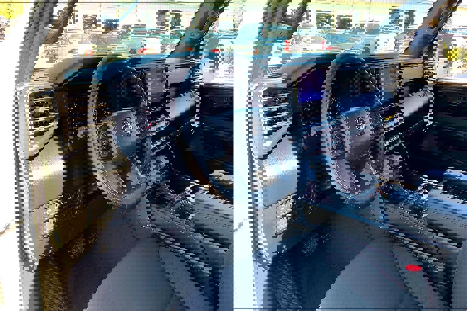 Used 2026 Toyota Tundra SR image 16