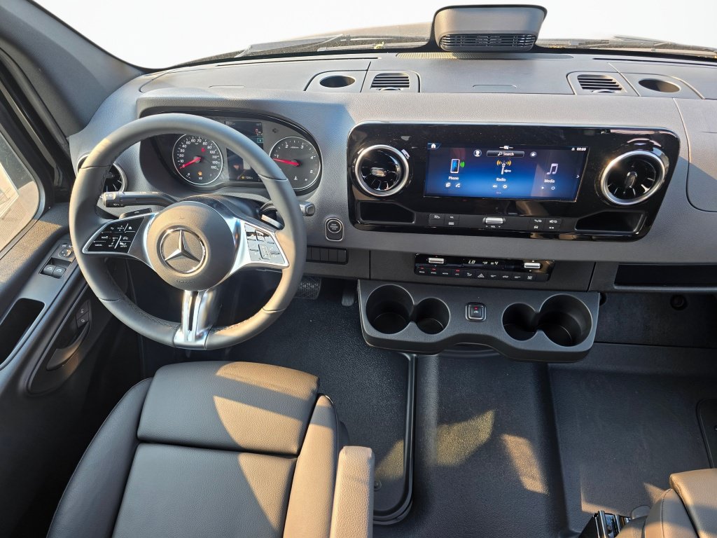 New 2026 Mercedes-Benz Sprinter 2500 image 20