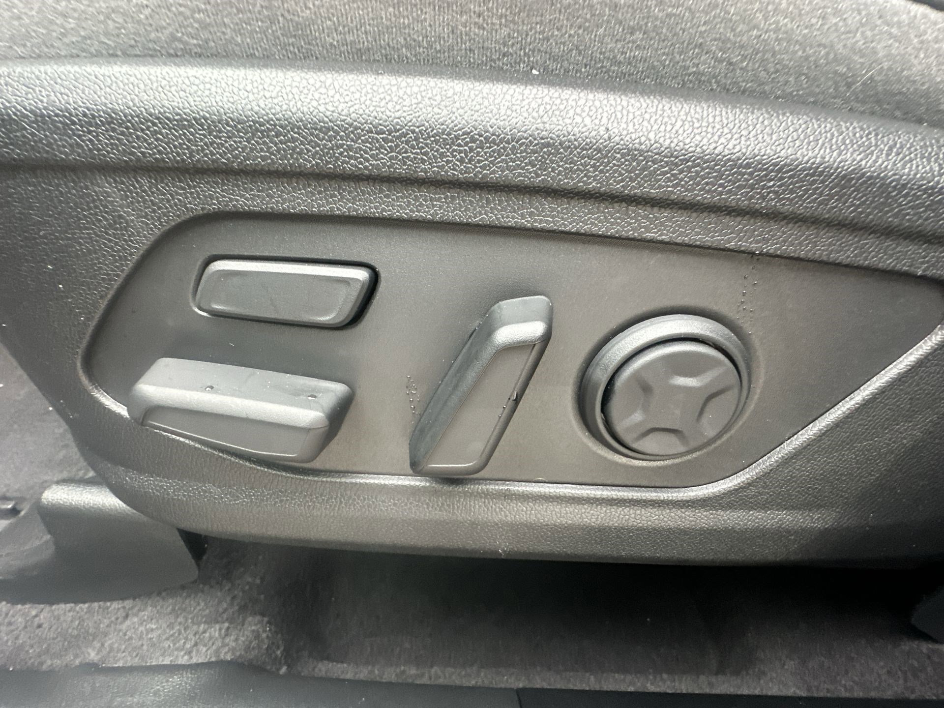 New 2025 Kia Sorento SX Prestige w/ Sage Leather Package image 14