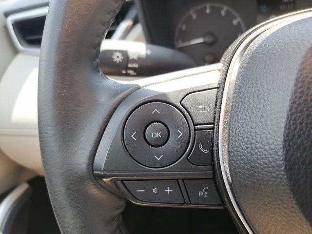 Used 2024 Toyota Corolla Cross LE w/ Moonroof Package AWD/4WD image 19