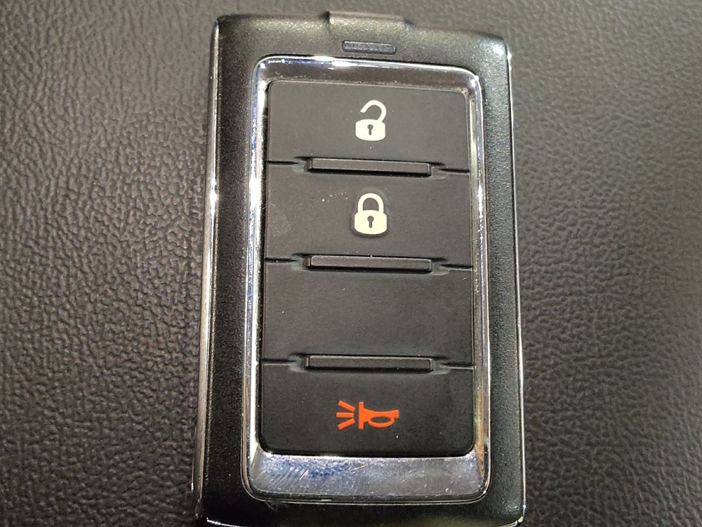 Used 2023 Jeep Grand Cherokee L Laredo AWD/4WD image 32