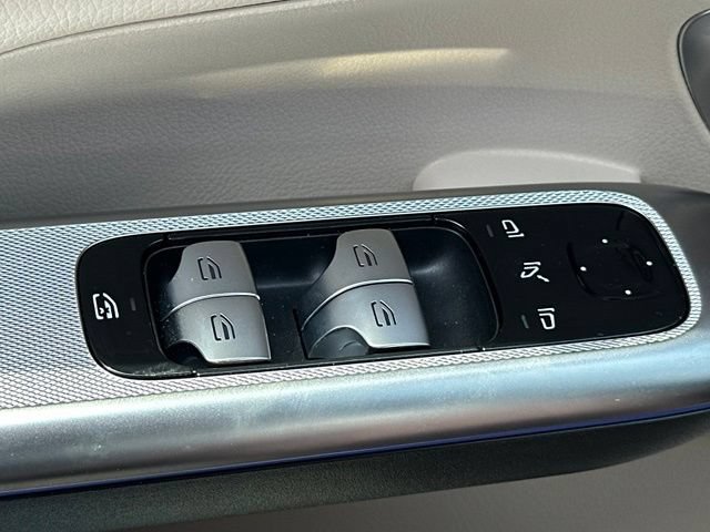 Certified 2026 Mercedes-Benz GLC 300 4MATIC image 33
