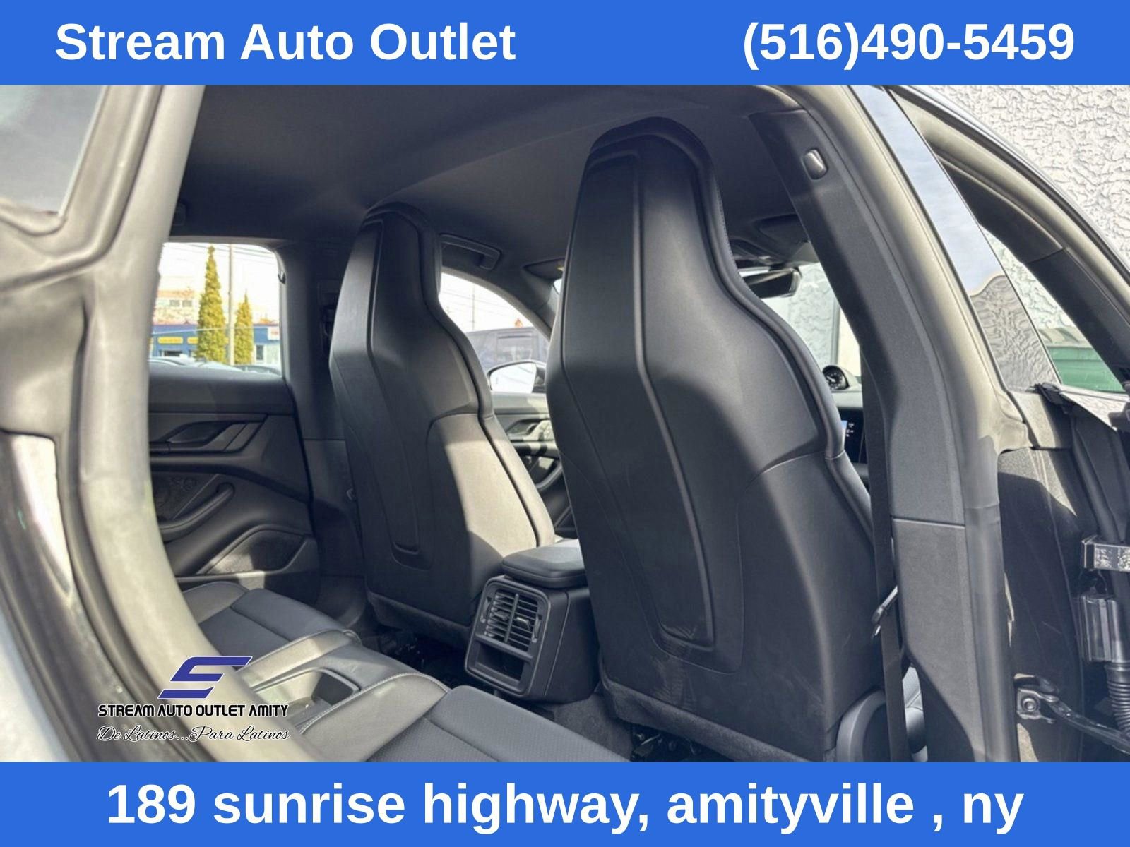 Used 2023 Porsche Taycan 4S AWD/4WD image 30
