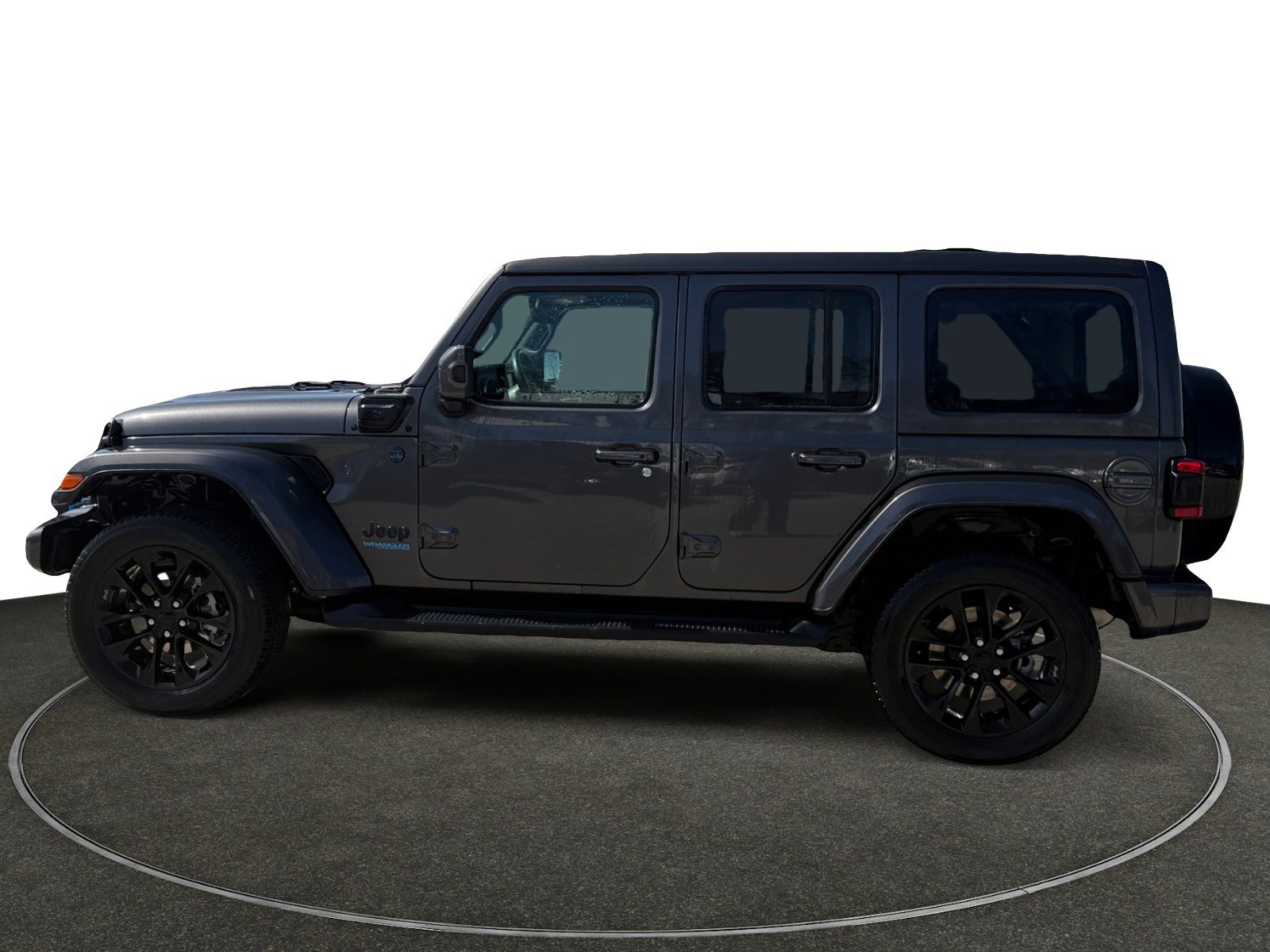 Used 2021 Jeep Wrangler Unlimited Sahara image 2