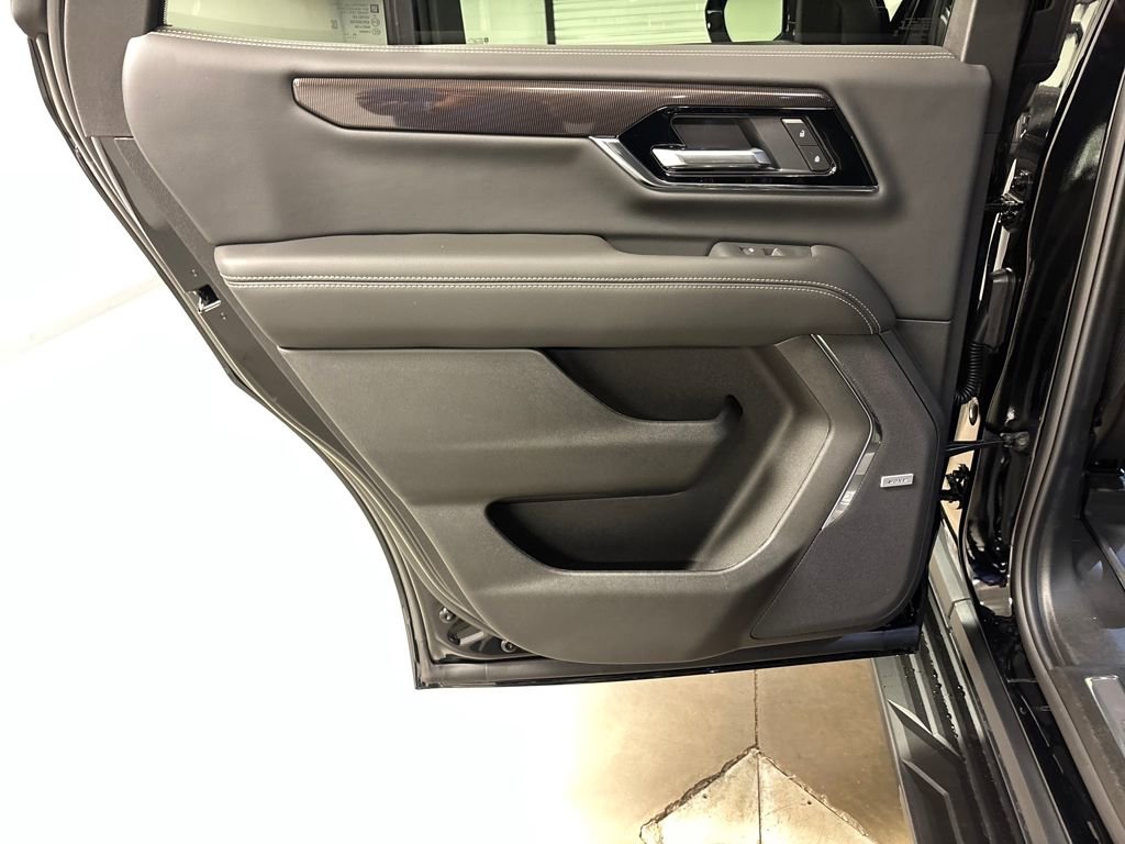 New 2026 GMC Yukon Elevation RWD image 31
