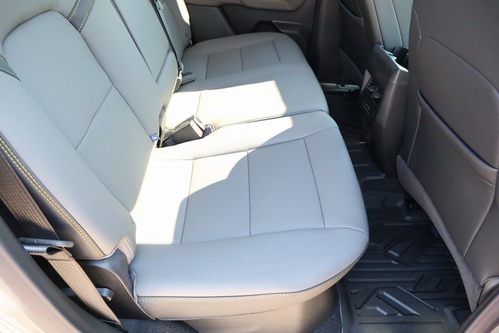 New 2026 Chevrolet Colorado ZR2 w/ Technology Package image 14