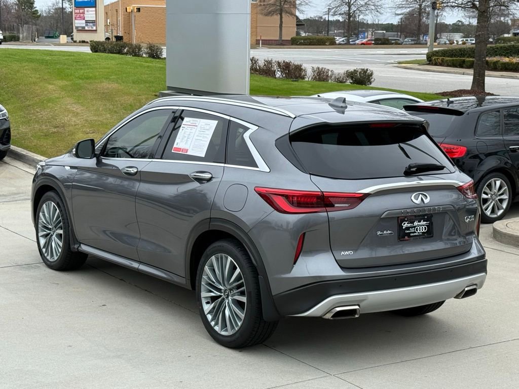 Used 2024 INFINITI QX50 Sensory image 11