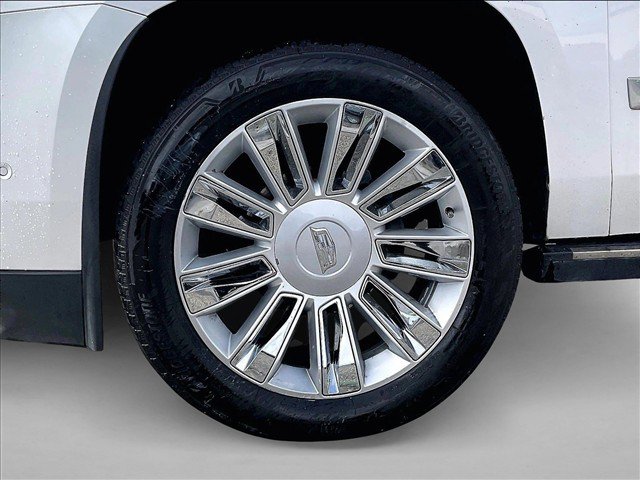 Certified 2018 Cadillac Escalade Platinum AWD/4WD image 10