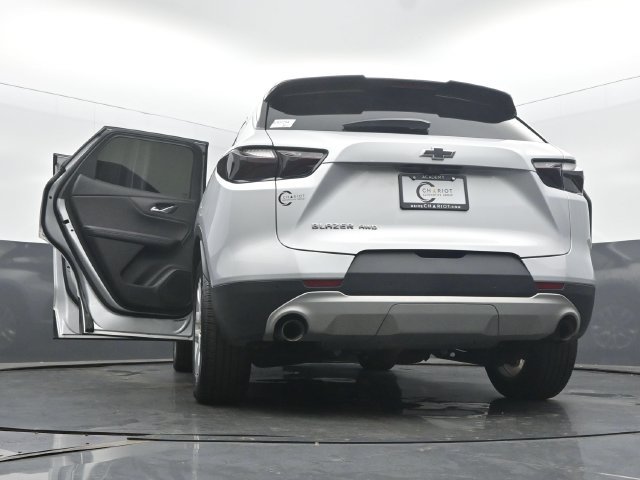 Used 2020 Chevrolet Blazer LT w/ Sound & Technology Package AWD/4WD image 56