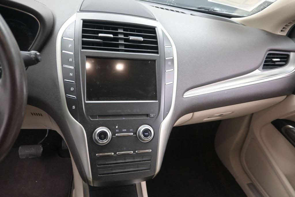 Used 2018 Lincoln MKC Premiere FWD image 14