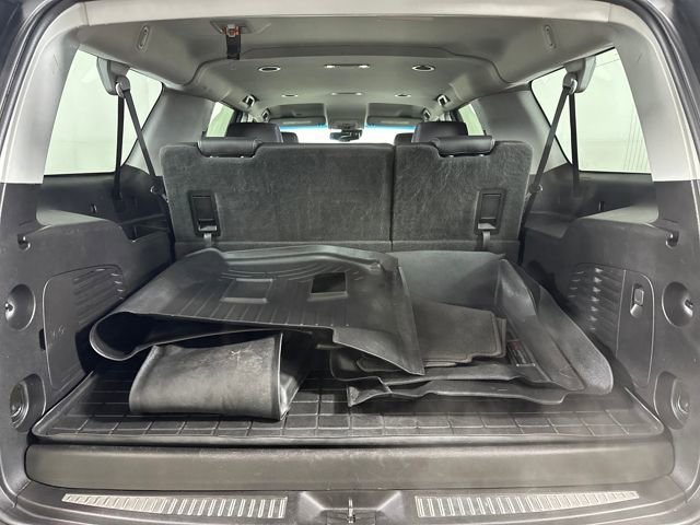 Used 2018 Chevrolet Suburban LT image 26
