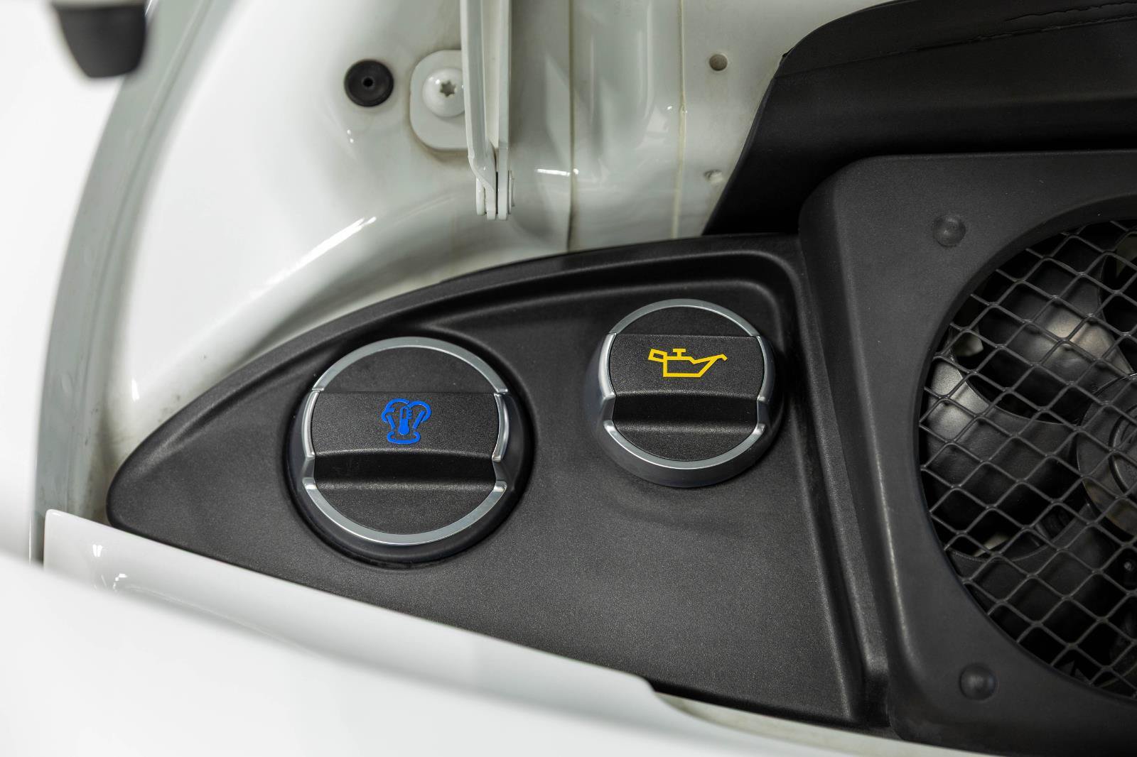 Used 2015 Porsche 911 Turbo S AWD/4WD image 58