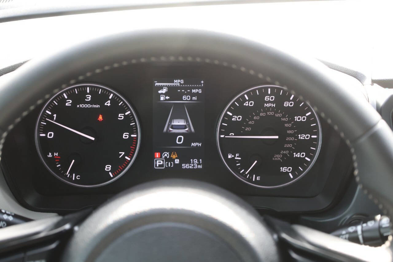 Used 2025 Subaru Forester Premium image 18