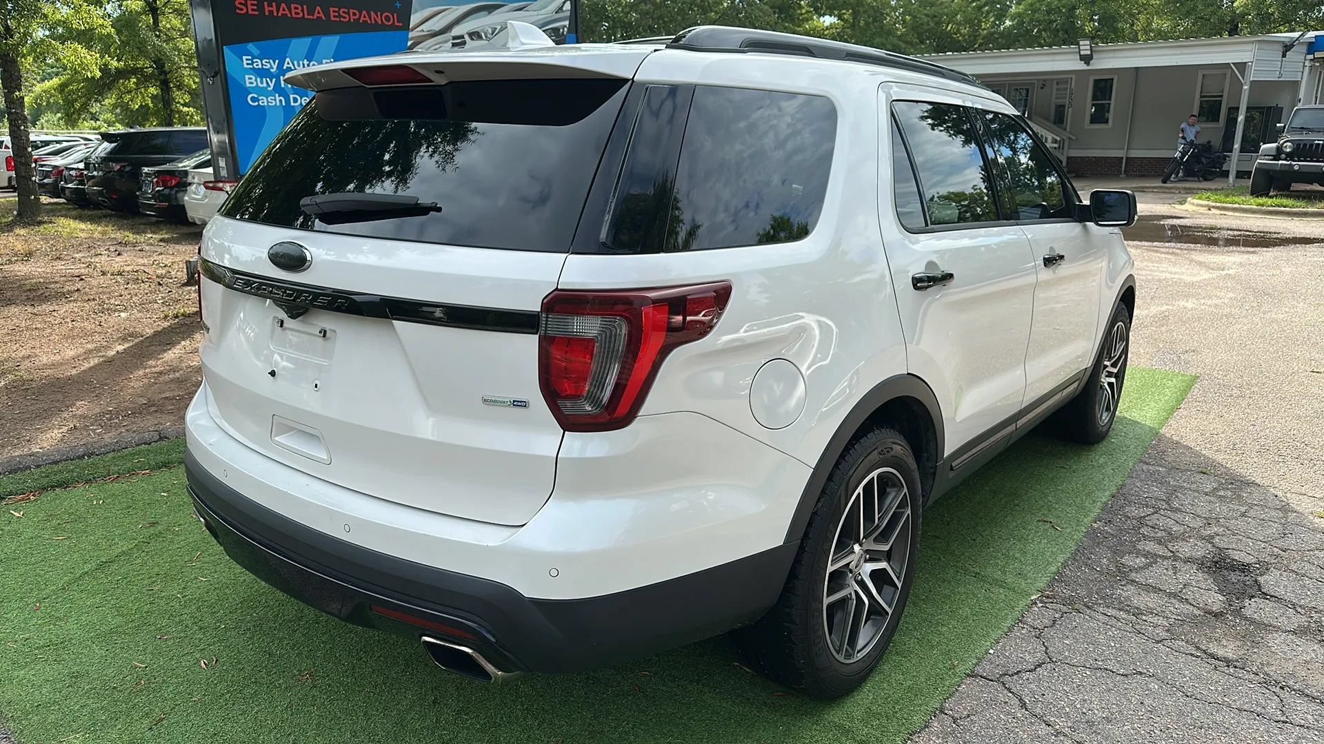 Used 2016 Ford Explorer Sport w/ Equipment Group 401A AWD/4WD image 7