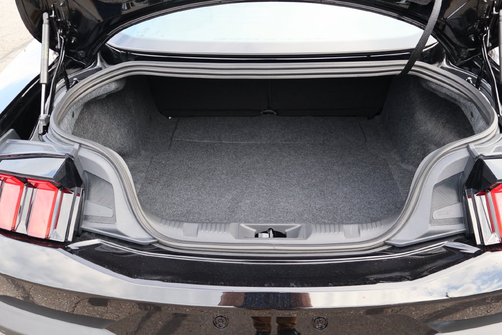 Used 2025 Ford Mustang GT Premium RWD image 23
