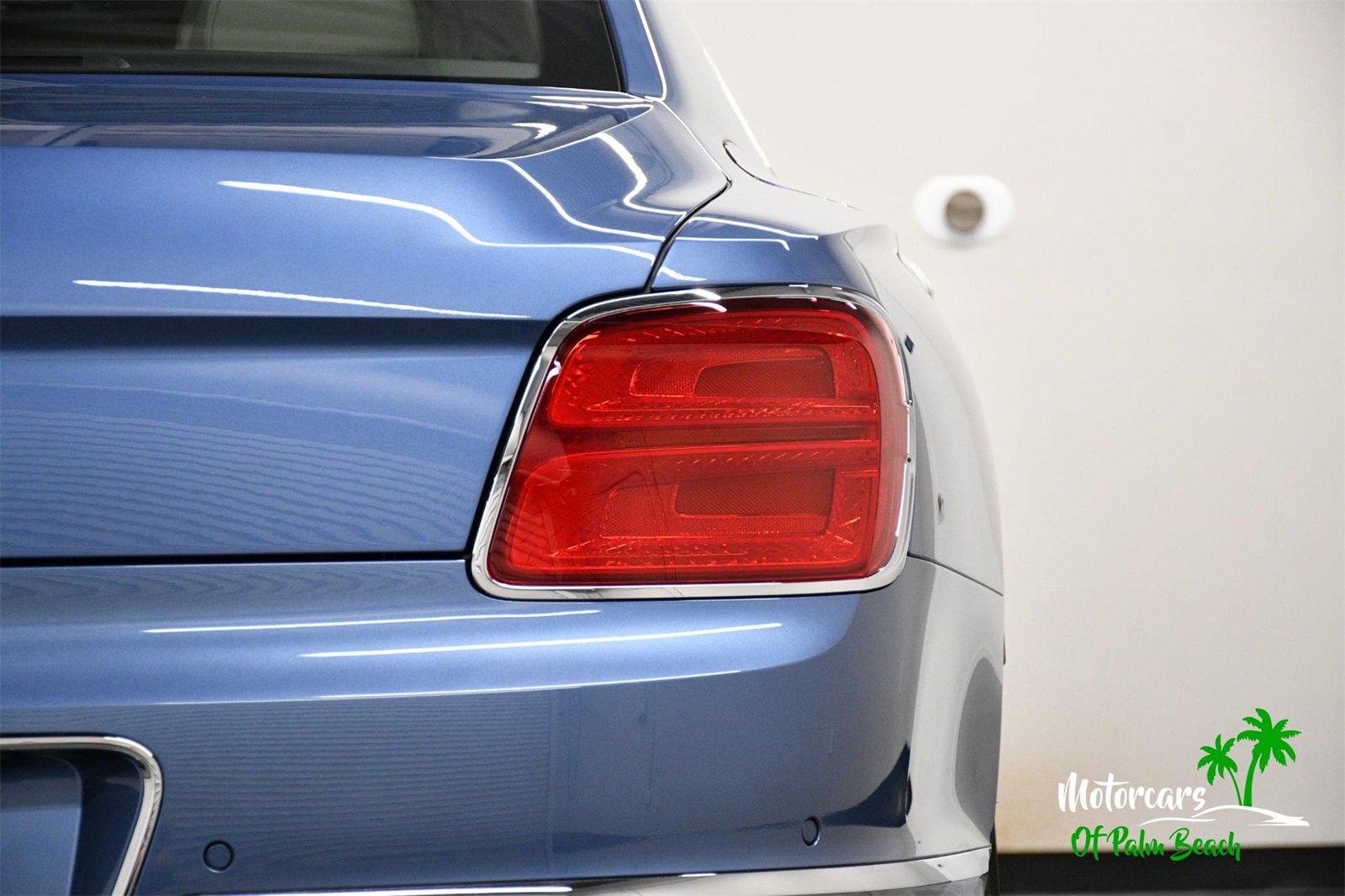 Used 2023 Bentley Flying Spur W12 image 10