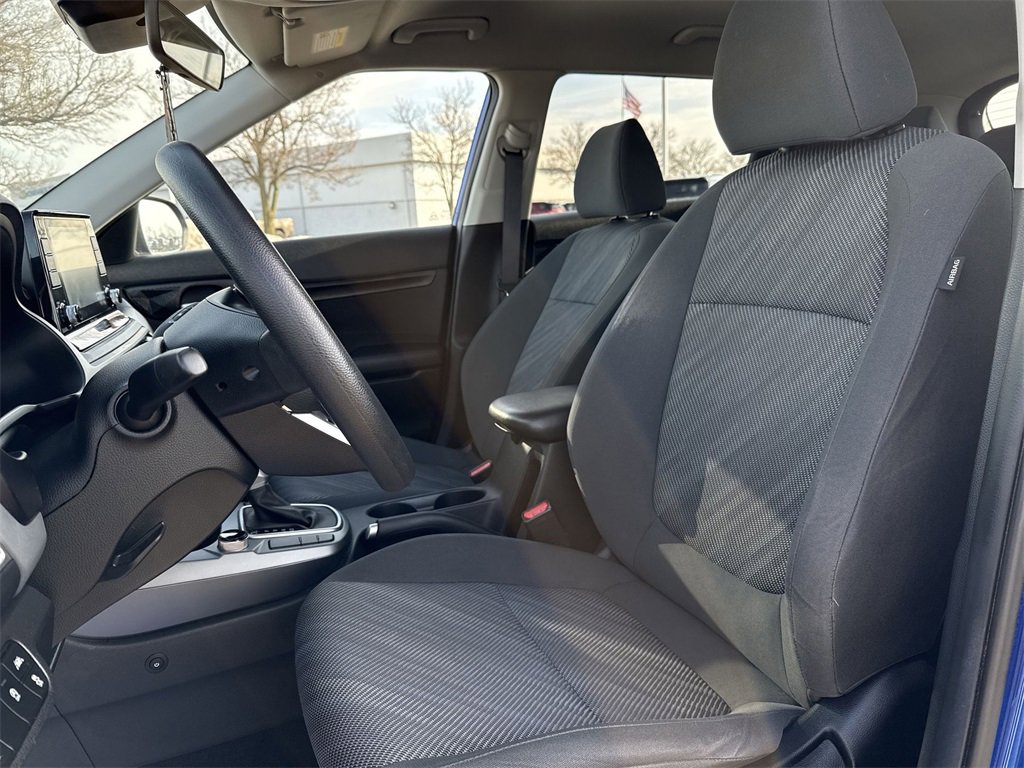 Used 2023 Kia Seltos LX image 13