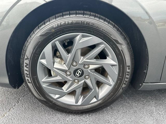 Used 2024 Hyundai Elantra SEL FWD image 34