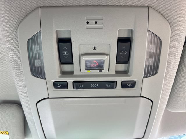 Used 2022 Toyota Highlander Platinum AWD/4WD image 14