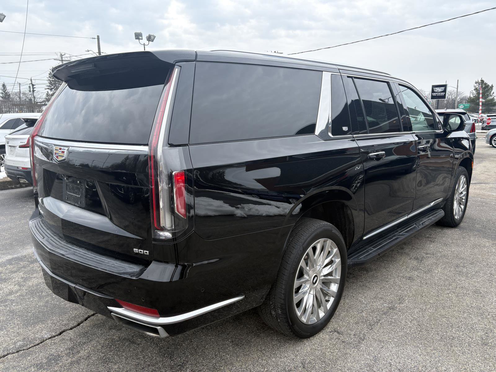 Certified 2023 Cadillac Escalade ESV Premium Luxury image 6