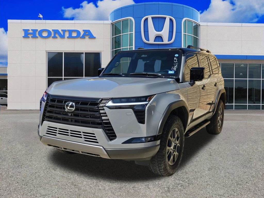 Used 2024 Lexus GX 550 AWD/4WD image 3