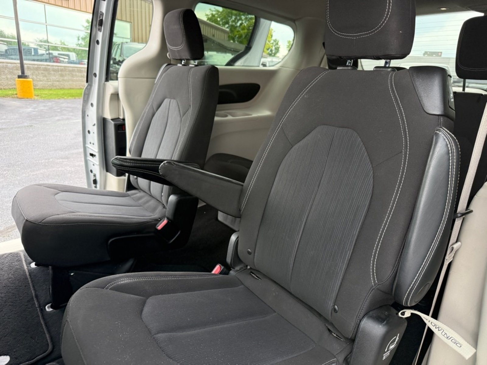 Used 2023 Chrysler Voyager LX FWD image 28