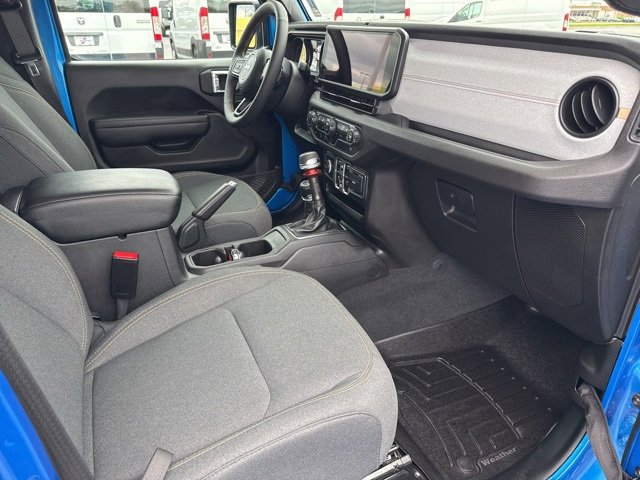 Used 2024 Jeep Wrangler Sport S image 16