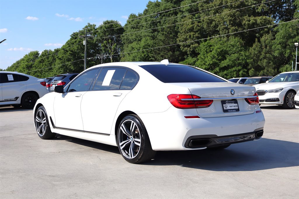 Used 2018 BMW 750i RWD image 5